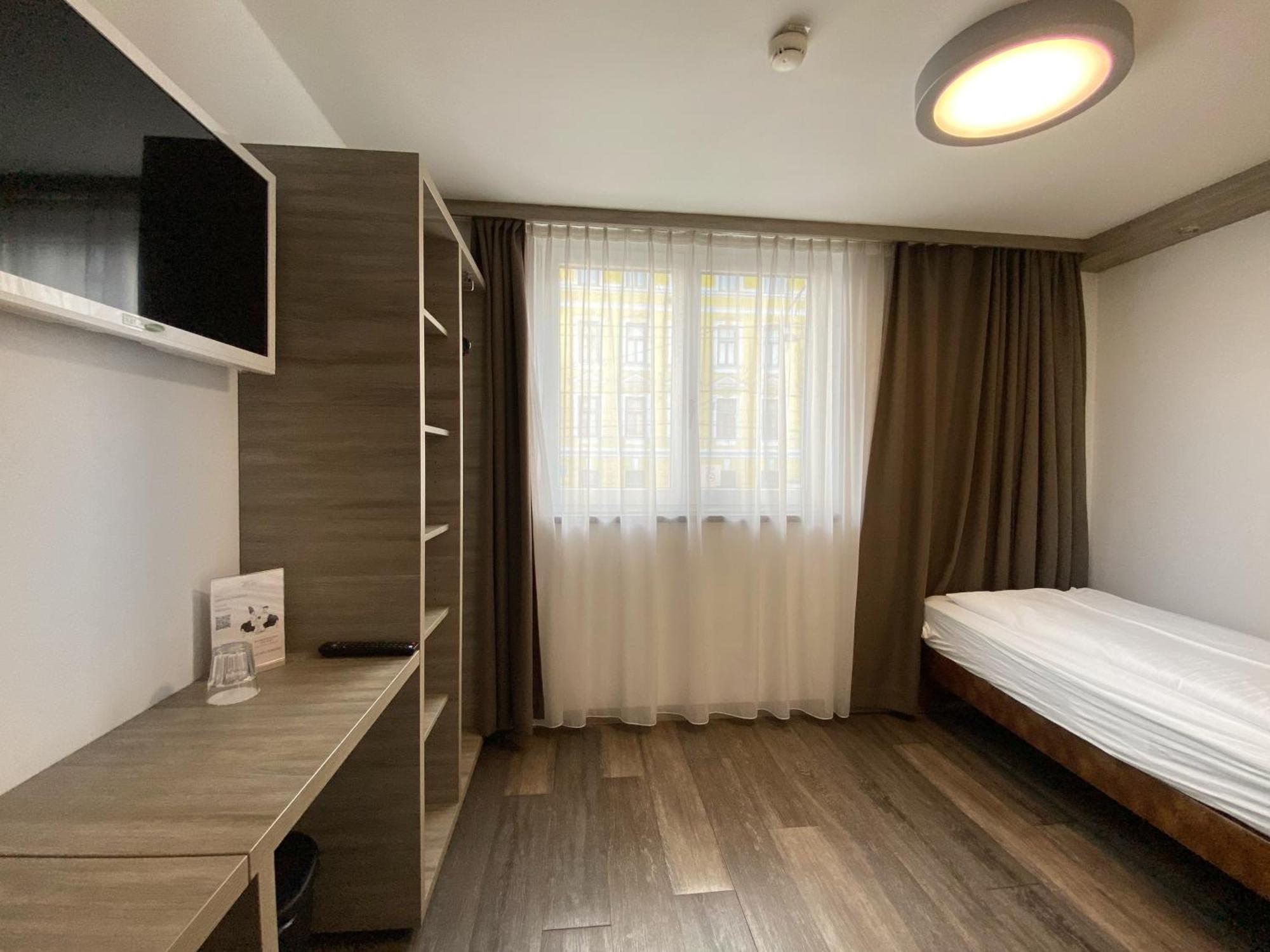Design & Budget Hotel Wien Schoenbrunn Εξωτερικό φωτογραφία